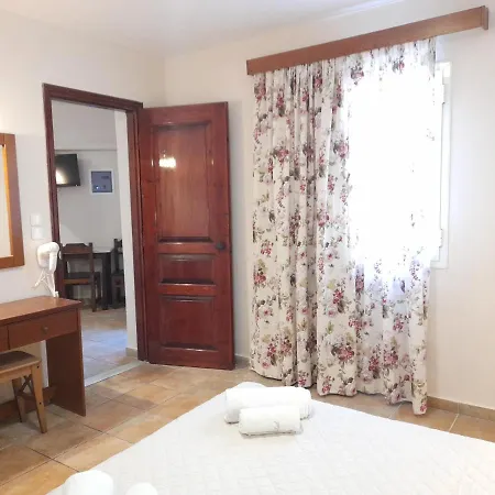 Apartahotel Sunyard Apartments & Studios